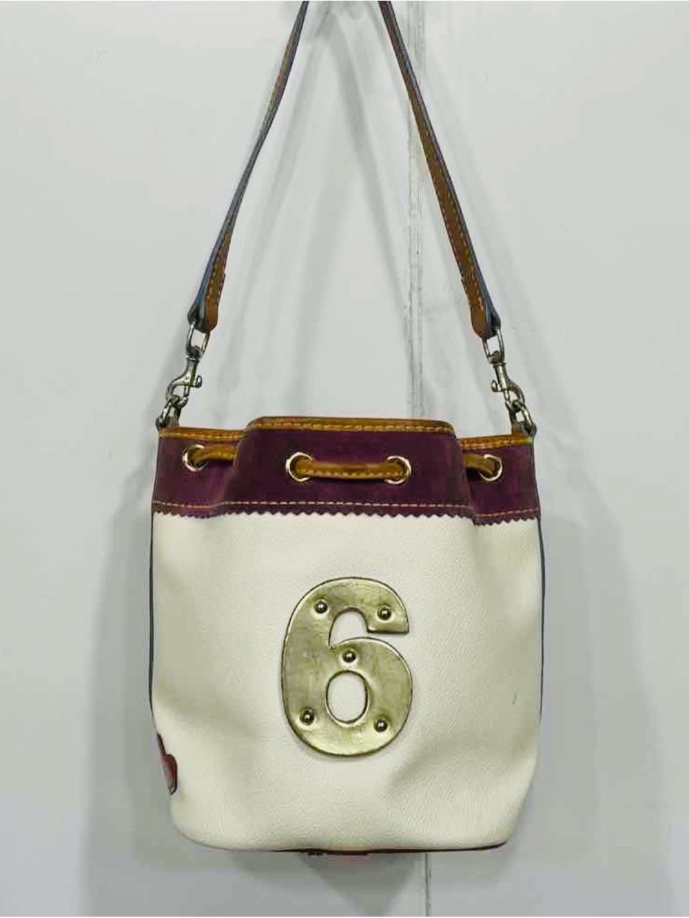 Dooney & Bourke Y2K Lindsay Lohan “IT” White Charm Bag No. 6 - Picture 2 of 3